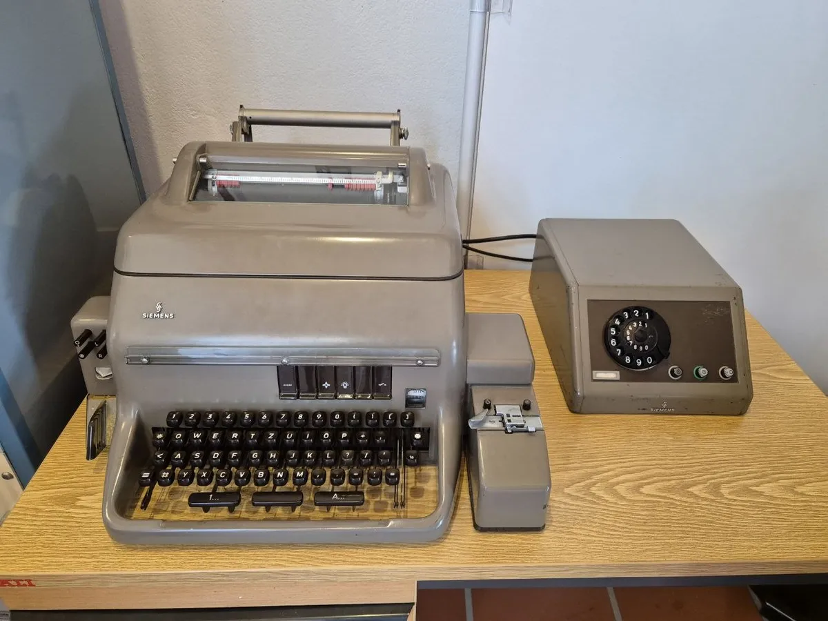 Historischer Fernschreiber zur Datenübermittlung
